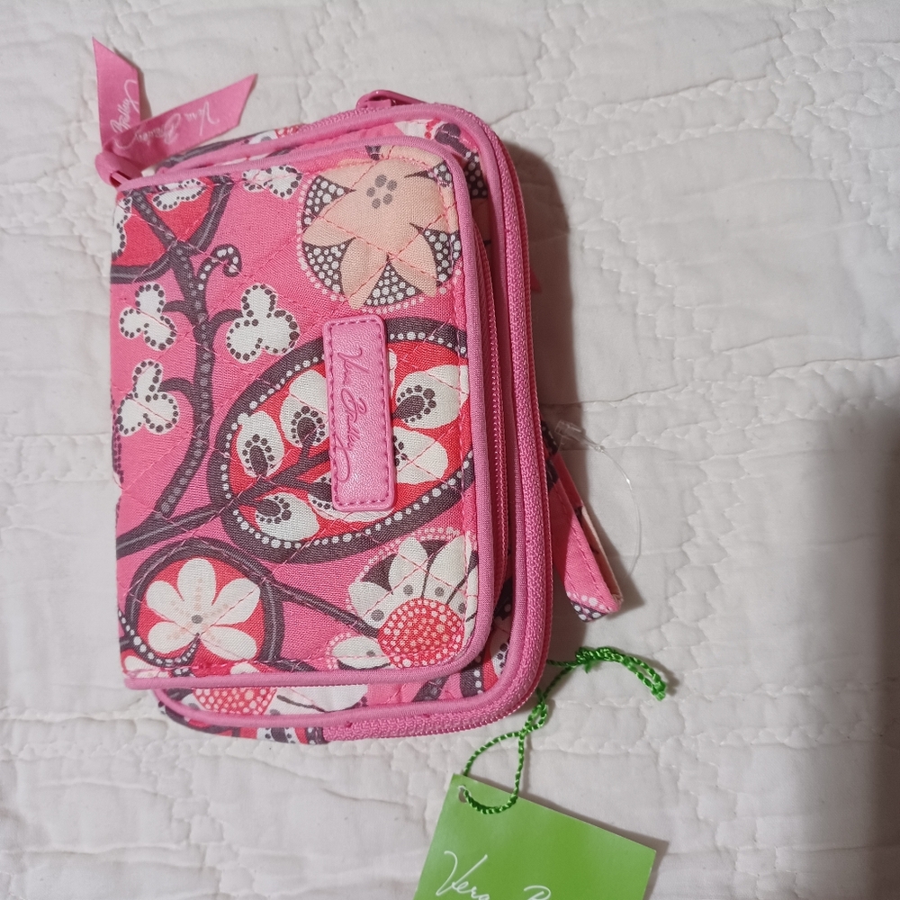 Vera Bradley Pink Wallet And Crossbody - Picture 8 of 11